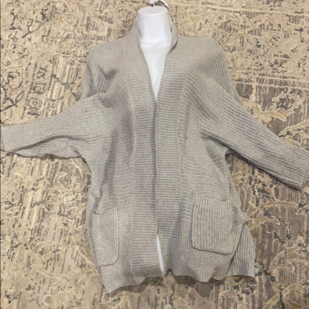 Women’s cardigan